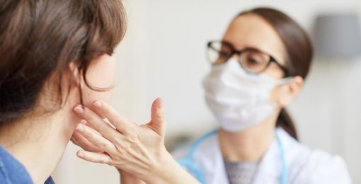 Einseitige Halsschmerzen